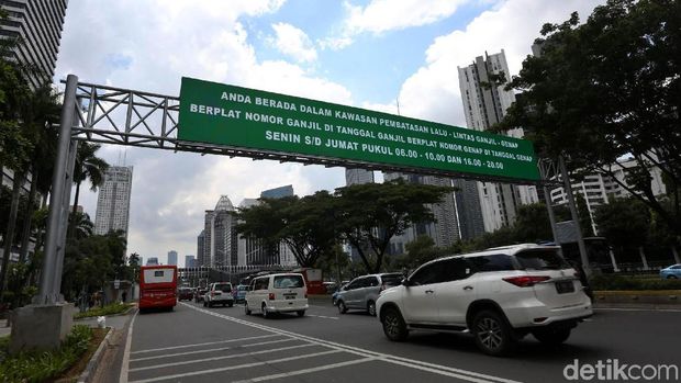 Kebijakan Ganjil Genap / 