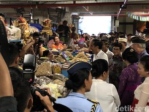 Resmikan Pasar Rakyat Badung, Jokowi: Arsitekturnya Paling Bagus