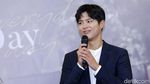 Senyum Park Bo Gum yang Bikin Luluh