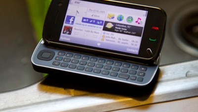 Nokia N97, Penantang iPhone yang Bikin Malu