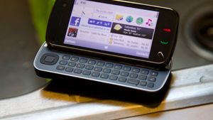 Nokia N97, Penantang iPhone yang Bikin Malu