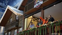 Trans Snow World juga dilengkapi dengan restoran bergaya rumah kayu ala Swiss (Rachman/detikcom)