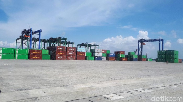 Jokowi akan meresmikan proyek Makassar New Port (MNP). Pelabuhan ini bakal menjadi infrastruktur pendukung yang menjadikan kota tersebut hub di Indonesia Timur.