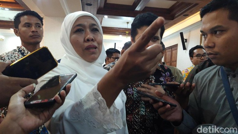 Saat Khofifah Jawab Tudingan Rommy soal Rekomendasi Pejabat Kemenag Saat Khofifah Jawab Tudingan Rommy soal Rekomendasi Pejabat Kemenag