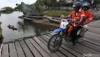 Bank terapung ini beroperasi selama 4 hari setiap minggu yang mempunyai rute Pulau Bacan (homeport), Pulau Batang Lomang, Mandioli, Madapolo, Pasipalele, Saketa, Kayoa, lalu kembali lagi ke homeport. Adapun jadwal pelayarannya dari Selasa hingga Jumat.
