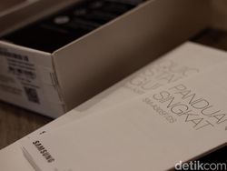 Unboxing Galaxy A30, Jagoan Baru Samsung di Harga Rp 3 Jutaan