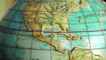 Ini adalah peta yang dirancang untuk penyandang tuna netra, memudahkan mereka dengan permukaan menonjol. Foto: boredpanda