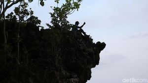 Setitik Keindahan Pantai Tanjung Mangga