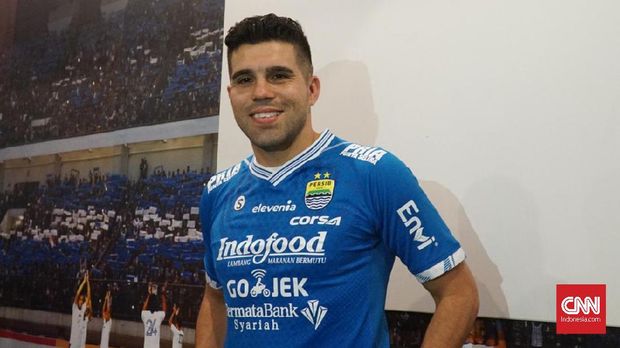 Fabiano Beltrame akan menggunakan nomor 15 di Persib.