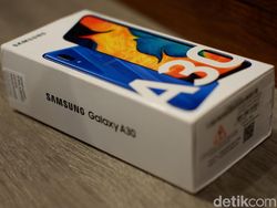 Unboxing Galaxy A30, Jagoan Baru Samsung di Harga Rp 3 Jutaan