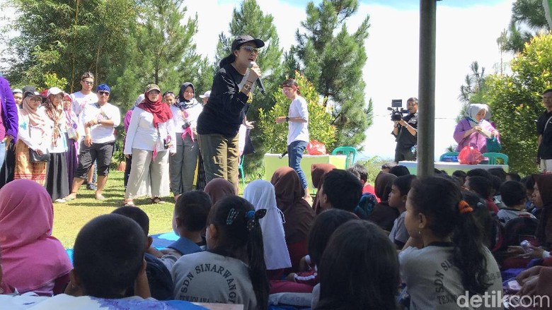CT Arsa Adakan Penyuluhan Kesehatan Gigi dan Dongeng untuk Anak di Bogor CT Arsa Adakan Penyuluhan Kesehatan Gigi dan Dongeng untuk Anak di Bogor