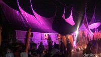 Ingin melihat kehidupan masyarakat Minang tempo dulu? Ini saat yang tepat untuk datang ke Festival Seribu Rumah Gadang (SRG) yang sedang berlangsung di Muaralabuh, Kabupaten Solok Selatan. (Jeka Kampai/detikcom)