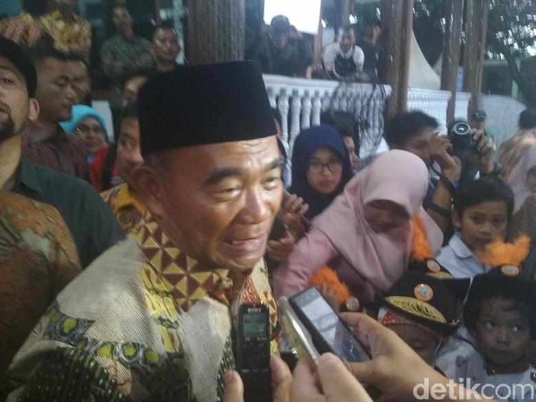 Mendikbud: Tinggal 9 Persen SMA yang UN Berbasis Kertas Mendikbud: Tinggal 9 Persen SMA yang UN Berbasis Kertas
