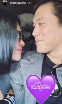 Syahrini dan Reino Barack.
