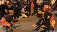 Selain itu juga ada pertunjukan seni seperti Randai, Rabab dan lainnya yang terkenal sangat kuat dulunya. (Jeka Kampai/detikcom)