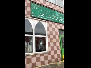 Polisi Inggris Tangkap 2 Pria Terkait Aksi Perusakan 5 Masjid