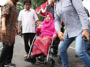 Risma Sebut Pemkot Surabaya Pembayar BPJS Tertinggi di Indonesia