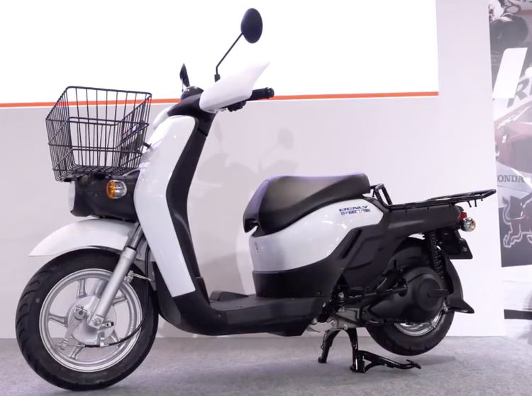 Skutik Honda untuk Antar Barang