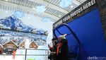 Foto Meriah Pembukaan Trans Snow World Juanda di Bekasi
