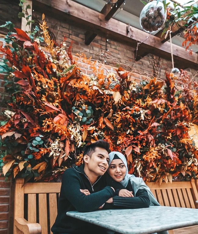 Banyak bisnis yang ditekuninya membuat nama Rachel Vennya dan suaminya sering disebut sebagai miliuner muda di Indonesia. Foto: Dok. Instagram @rachelvennya