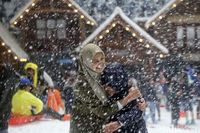 Fakta Unik dan Menarik Seputar Main Salju di Trans Snow World