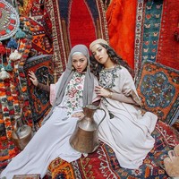 Saat melakukan traveling ke Turki, Rachel Vennya terlihat menawan memakai busana musim dingin. Permainan outerwear memang sangat cocok untuk hijabers. Foto: Dok. Instagram @rachelvennya