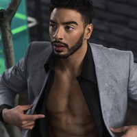 Laith Ashley menjalani kehidupan masa kecilnya seperti anak-anak pada umumnya. Hanya saja ia lebih tomboy dan tak mau memakai atribut kewanitaan. Foto: Dok. Instagram @LaithAshley
