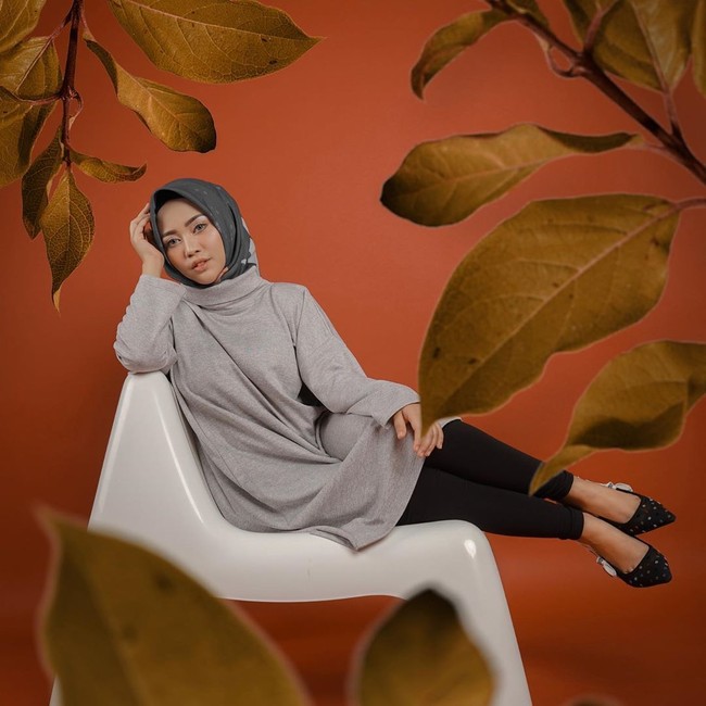 Selebgram cantik, Rachel Venya memiliki 3,2 juta followers di Instagram. Jumlah yang cukup fantastis ini menunjukkan popularitasnya yang tak bisa disepelekan di Indonesia. Foto: Dok. Instagram @rachelvennya