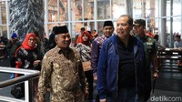 Selaku Walikota Bekasi, Rachmat Effendi atau yang akrab disapa Pepen juga bangga bukan main ada Trans Snow World di Bekasi (Johanes Randy/detikcom)