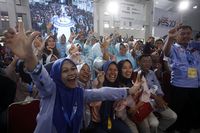 Aksi Sandiaga Nge-dance Bikin Milenial Sragen Histeris