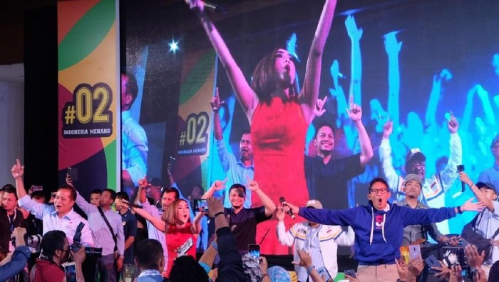 Bawakan Selow, Duet Sandi-Cita Citata Bikin Milenial Sragen Bergoyang