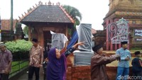 Pengunjung yang antusias menikmati acara. Panitia berharap Kudus jadi daerah sejuk, penuh dengan tepa selira (Akrom/detikcom)