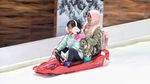 Serunya Bermain Salju di Trans Snow World Juanda