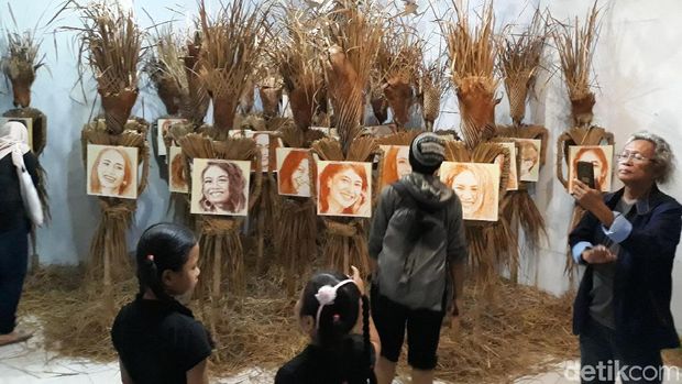 Pameran Memedi Sawah. 