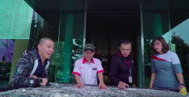 Geng Motor Jaga Masjid di Sydney, Mobil Mewah di Kampus Dubai
