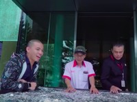 Geng Motor Jaga Masjid di Sydney, Mobil Mewah di Kampus Dubai