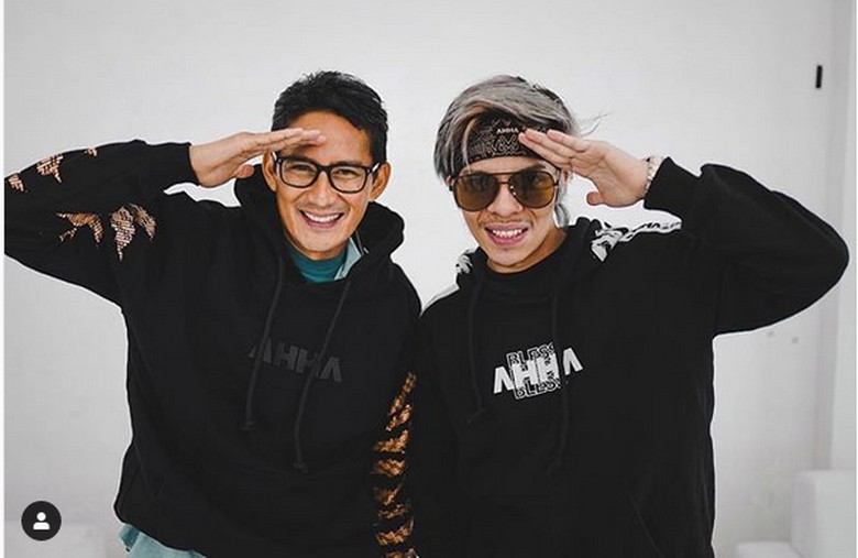 Ashiaaap! Sandiaga Uno Ngevlog Bareng Atta Halilintar Ashiaaap! Sandiaga Uno Ngevlog Bareng Atta Halilintar