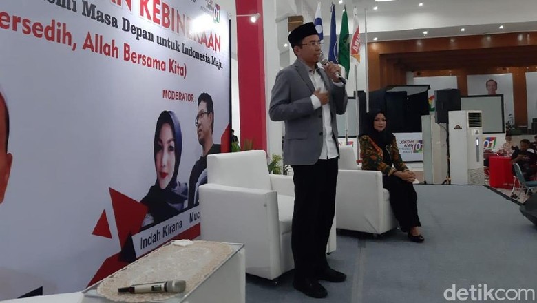 TGB: Kebaikan Jokowi akan Mengubah Pilihan Warga NTB di Pilpres TGB: Kebaikan Jokowi akan Mengubah Pilihan Warga NTB di Pilpres