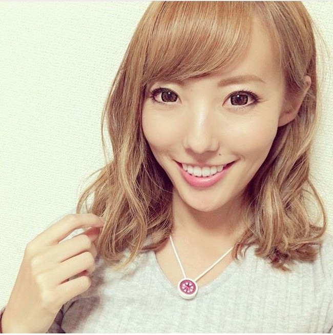 Namanya kini dikenal sebagai pembalap yang tidak hanya bersaing di dalam negeri, tetapi juga mancanegara di Amerika Serikat, Thailand dan Taiwan. Foto: Instagram/@kisa_awn