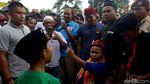 Sandi Disambut Kesenian Palang Pintu Saat Tiba di Ciracas