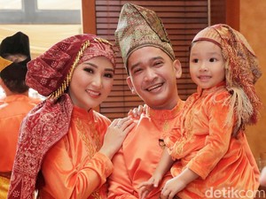 Tak Cuma Masjid, Ruben Onsu Bersedia Renovasi Rumah Ibadah Lain