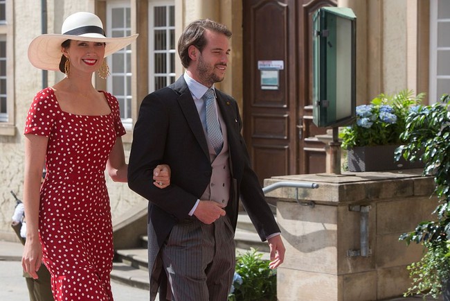 Seperti Duchess of Cambridge, Putri Claire lebih suka dengan busana potongan sleek dan sederhana. Wanita 34 tahun itu juga memiliki perawakan yang sedikit mirip di beberapa angle foto. (Foto: Getty Images)