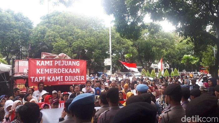 Veteran dan Purnawirawan Gelar Aksi di Depan KPU