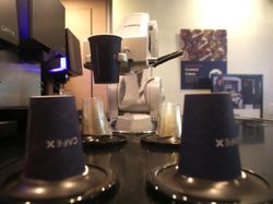 Robot Barista Jadi Obat Bosan Saat Nunggu Kopi Pesanan
