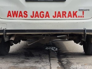 Physical Distancing: Apa Iya, Kursus Setir Mobil Instrukturnya Duduk di Belakang?
