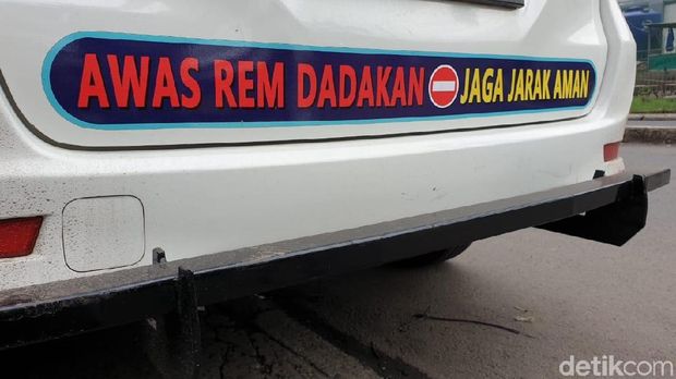 Sekolah mengemudi
