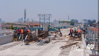 Anies meminta ke manajemen MRT Jakarta agar mencatat setiap nama yang terlibat untuk didokumentasikan. Istimewa/Instagram MRT Jakarta.