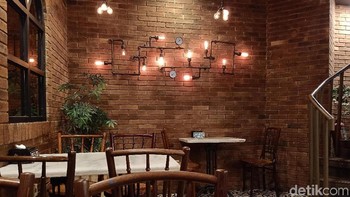 Foto 1 diambil dari kamera 48 MP milik Oppo F11 Pro atau Vivo V15 Pro atau Xiaomi Redmi Note 7? .  Foto: Adi Fida Rahman/detikINET