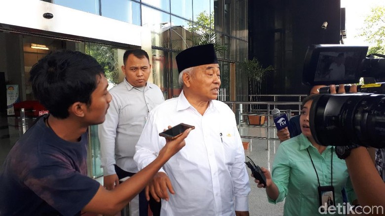 KPK Periksa Kiai Asep Saifudin Chalim Jadi Saksi Suap Romahurmuziy KPK Periksa Kiai Asep Saifudin Chalim Jadi Saksi Suap Romahurmuziy