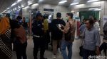Foto: Setelah Diresmikan Jokowi, MRT Jakarta Makin Ramai Penumpang